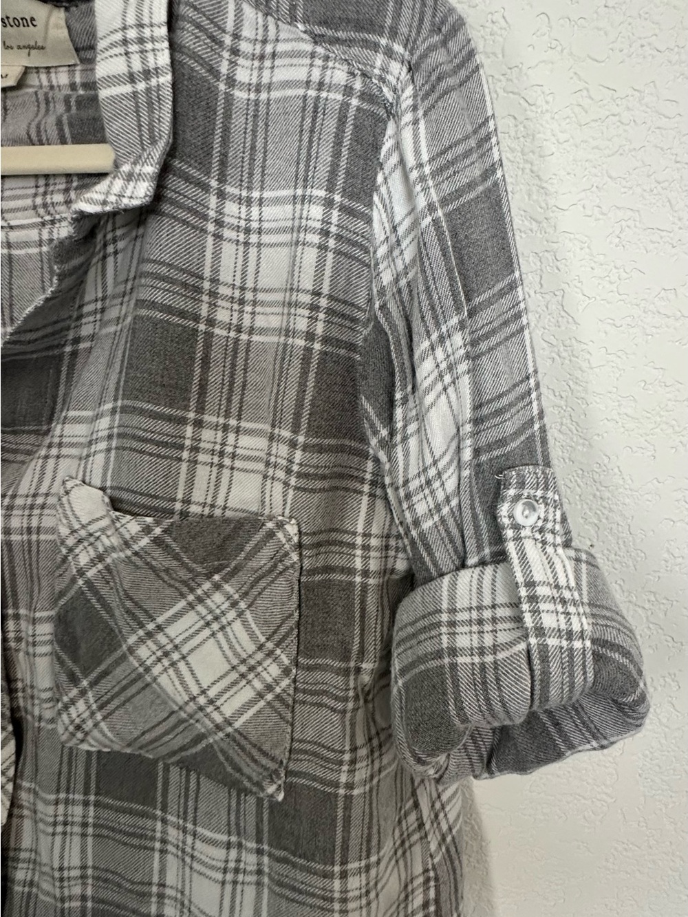 cloth & stone White and Gray Plaid Button-Up Shirt with Frayed Hem - Picture 5 of 5